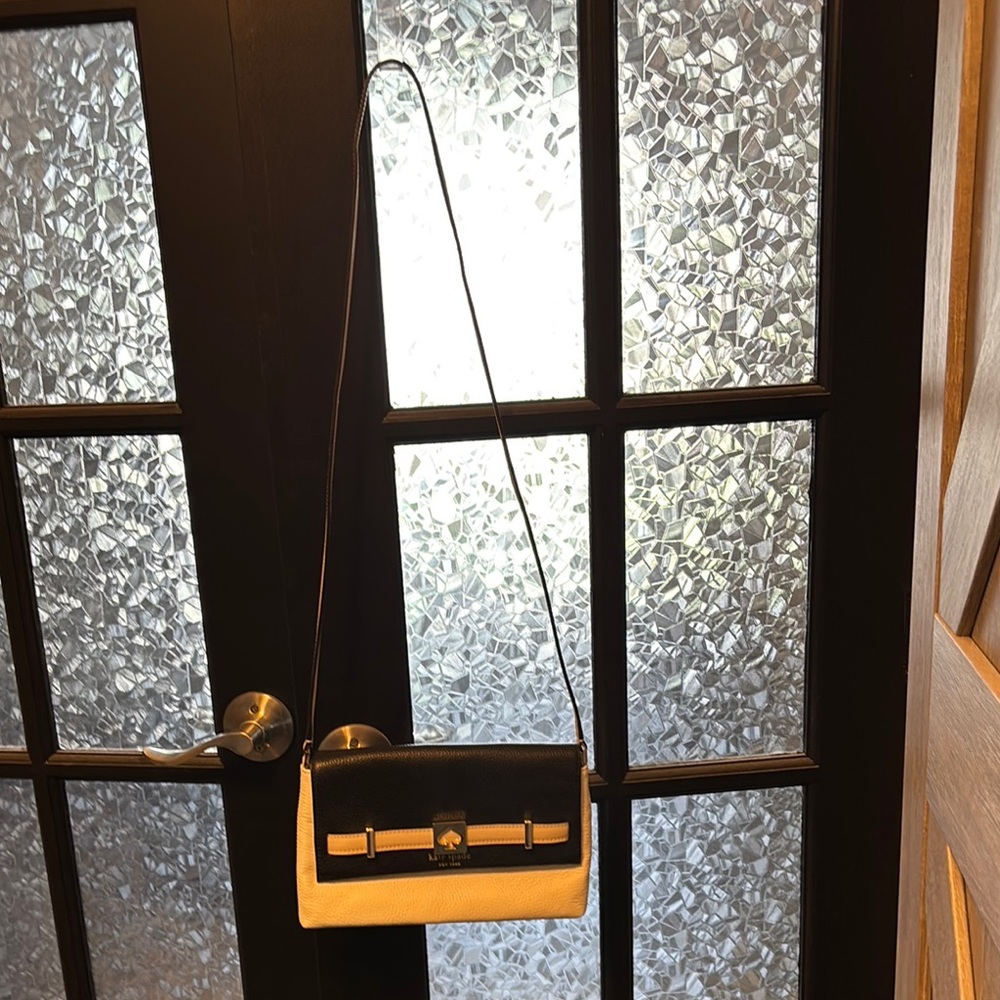 Kate Spade Black and Cream Crossbody Bag